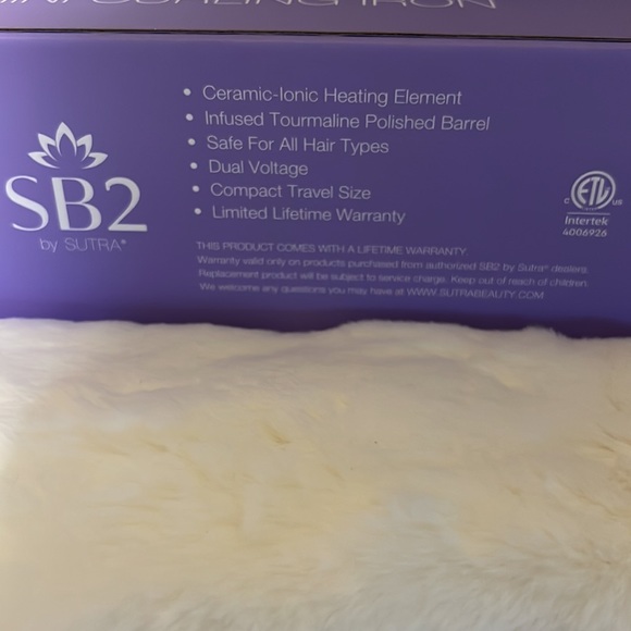 Brand new mini curling iron - Picture 2 of 3